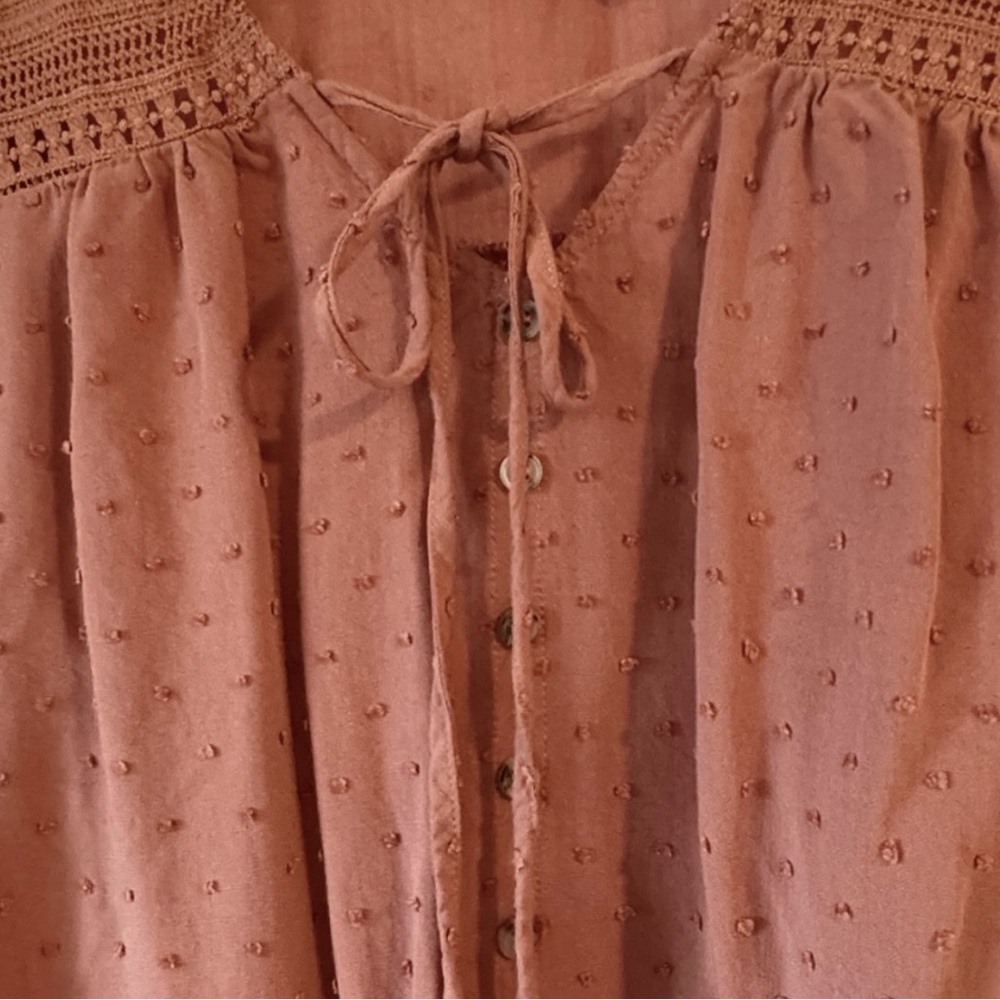 Swiss Dot Crocheted Top (S-M) - Picture 3 of 9